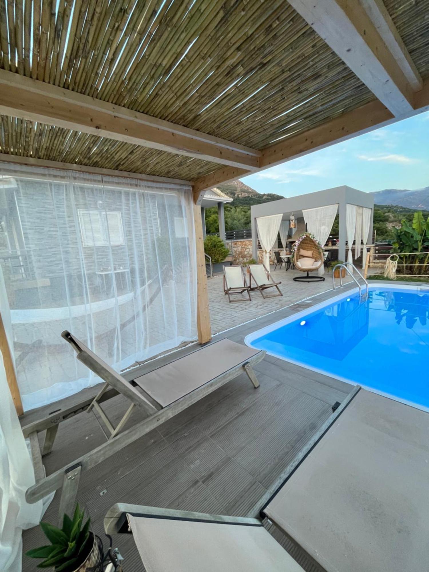 Villa Elli Choika Екстериор снимка